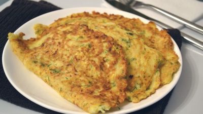 Чебуреки из кабачков с куриной грудкой