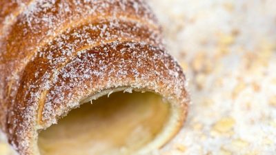 Чешская миндальная булочка