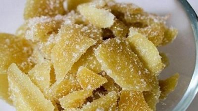 Цукаты из имбиря в сахаре