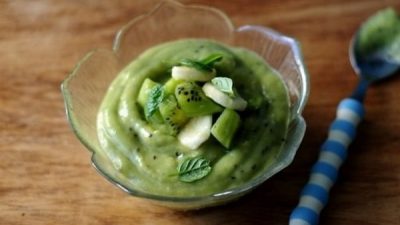 Десертный пудинг из авокадо с киви