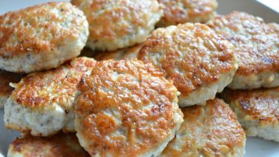 Диетические котлеты с шампиньонами
