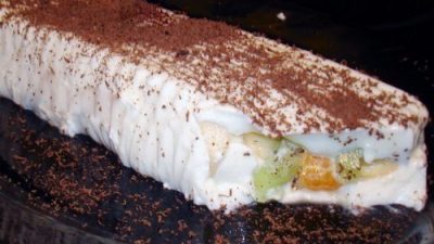 Диетический сметанный десерт с фруктами
