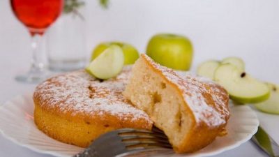 Диетический яблочно-овсяный пирог
