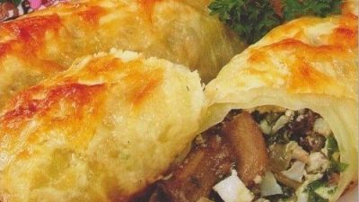 Домашние голубцы с яйцом и грибами