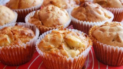 Домашние кексы «Мон Плезир» с яблоком