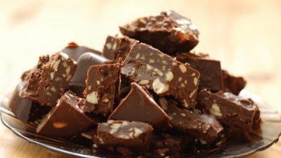 Домашний щербет с печеньем и арахисом