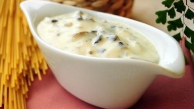 Домашний соус из шампиньонов со сметаной