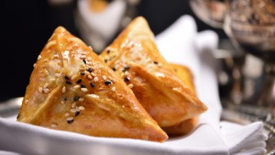 Домашняя самса с курицей в духовке