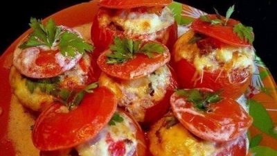 Фаршированные помидоры с мясным ассорти