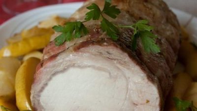 Филе свиное, запеченное с яблоками