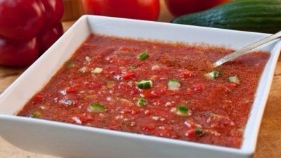 Гаспачо с томатным соком и соусом Табаско