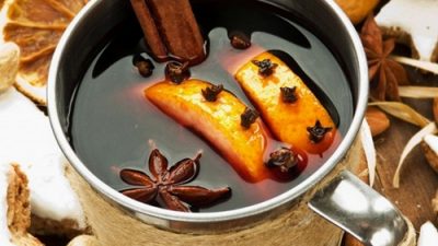 Глинтвейн с анисом и фруктами