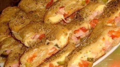 Голландский рулет с ветчиной и помидорами