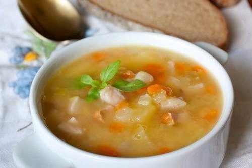 Гороховый суп с ветчиной по-домашнему