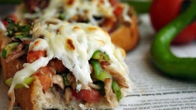 Горячие бутерброды с зеленым перцем