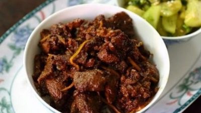 Говядина по-сычуаньски с апельсиновой цедрой