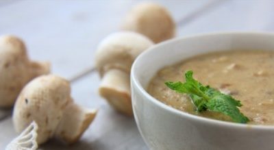 Грибной соус с сыром в мультиварке