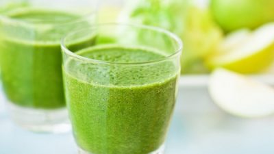 Грушевый смузи со шпинатом