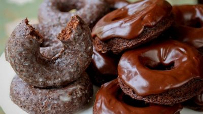 Имбирные пончики с корицей в глазури