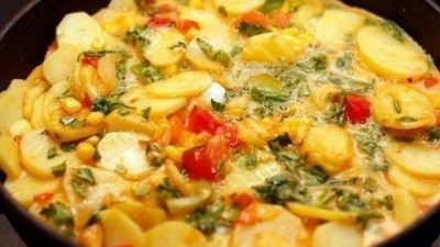 Испанская тортилья с кукурузой и картофелем