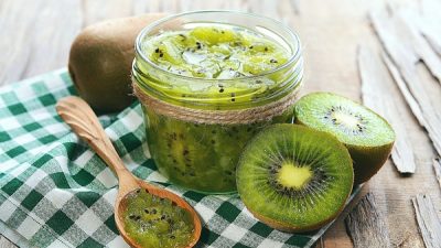Изумрудное варенье из киви с бананом