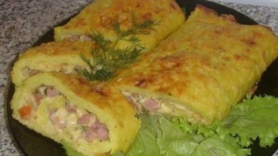 Кабачковый рулет с сыром и ветчиной