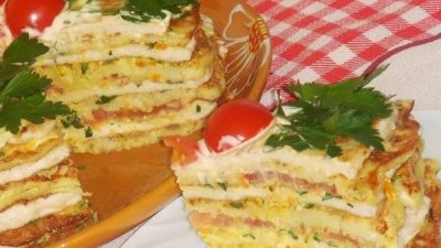 Кабачковый торт с овощами и куриным фаршем