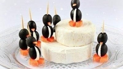 Канапе «Пингвинчики» из оливок и сыра