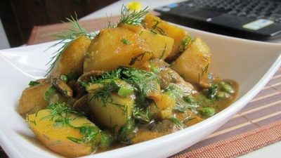 Картофель и шампиньоны с кокосовым молоком