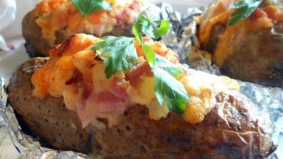 Картофель с сыром чеддер в духовке