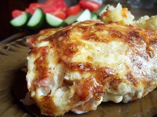 Картофель с сыром и ветчиной в духовке