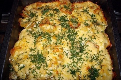 Картошка с помидорами в духовке: с сыром, по-французски и с мясом