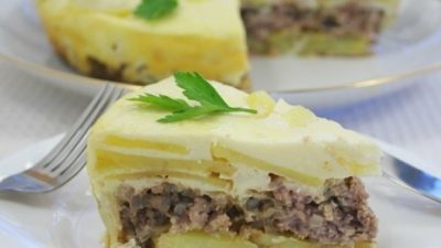 Спагетти с нутом и мясным фаршем в томатном соусе в мультиварке