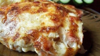 Картофельная запеканка с ветчиной в сметане
