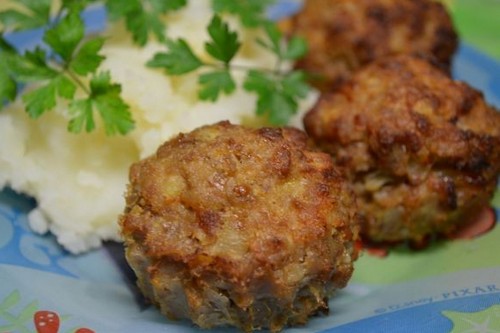 Картофельно-мясные котлеты  из духовки