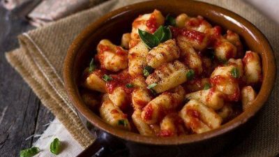 Картофельные клецки с луком-шалот