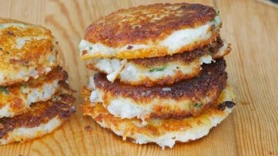 Картофельные оладушки с зеленым луком