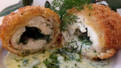Классические котлеты по-киевски из курицы