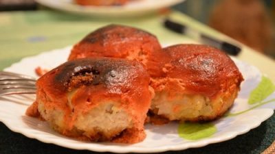 Классические ленивые голубцы в томатном соусе