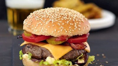 Классический бургер по-американски