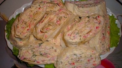 Крабовый рулет из лаваша на закуску