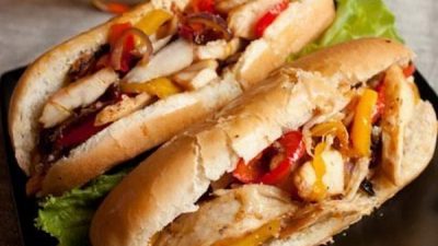 Курица с болгарским перцем в булочках