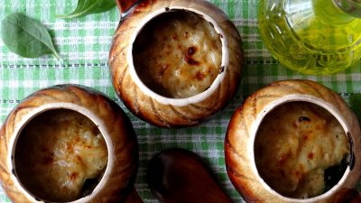 Курица с копчёным мясом под соусом бешамель