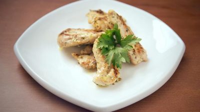 Куриное филе на сковороде – 27 рецептов с фото - конференц-зал-самара.рф