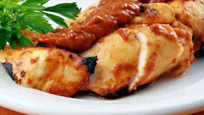 Куриные грудки с копченым сыром