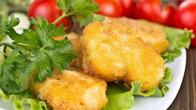 Куриные наггетсы в панировке по-домашнему