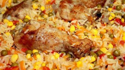 Куриные ножки с рисом и овощами по-каталонски