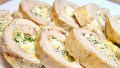 Куриные рулеты с творогом и сыром