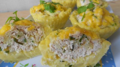 Куриные тефтели в корзиночках из картофеля