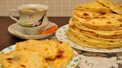 Кыстыбый с начинкой из картофеля